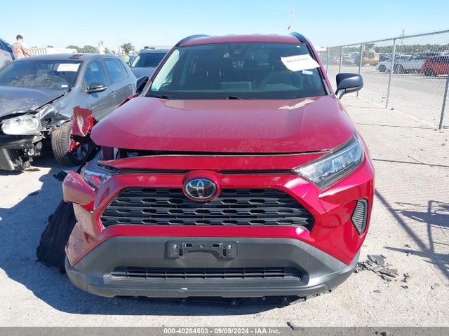 Toyota RAV4 LE 2019 2T3H1RFV2KW048847 Image 12