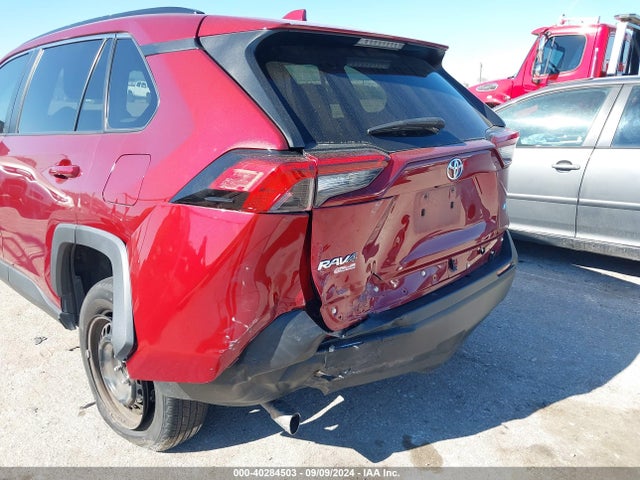 Toyota RAV4 LE 2019 2T3H1RFV2KW048847 Image 6