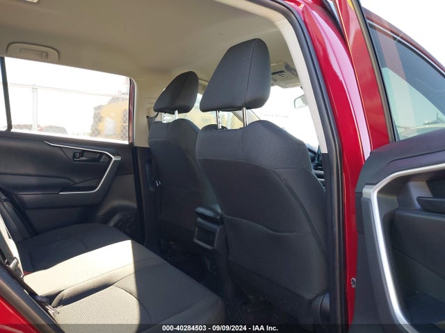 Toyota RAV4 LE 2019 2T3H1RFV2KW048847 Image 8