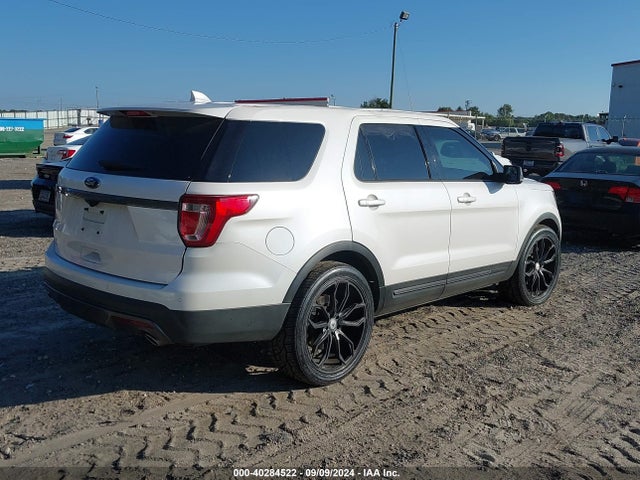 Ford EXPLORER XLT 2017 1FM5K7D84HGD49279 Image 4