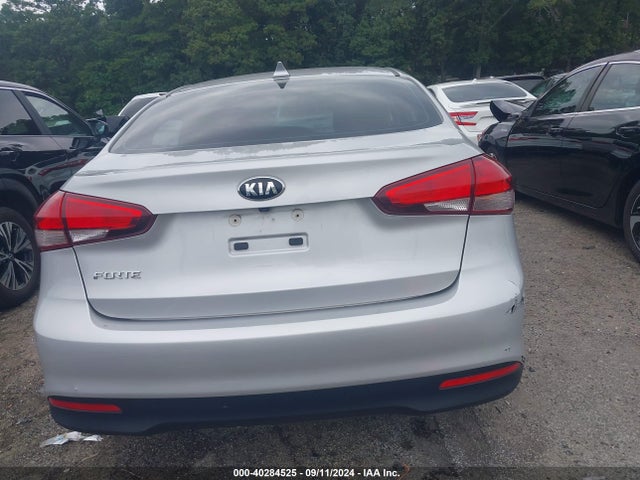 KIA FORTE LX 2018 3KPFL4A77JE165038 Image 16