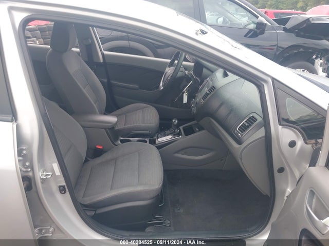KIA FORTE LX 2018 3KPFL4A77JE165038 Image 5