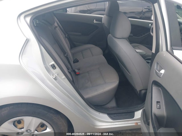 KIA FORTE LX 2018 3KPFL4A77JE165038 Image 8