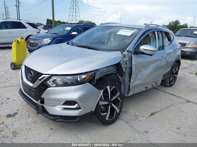 JN1BJ1CV4NW352301 Nissan Rogue Sport Sl Fwd Xtronic Cvt