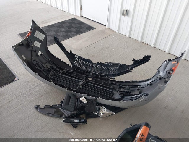 2C4RC1CGXNR204959 Chrysler Voyager Lx