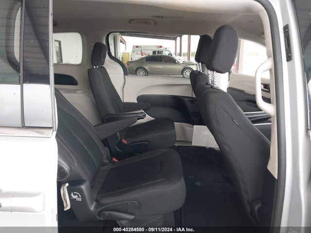 2C4RC1CGXNR204959 Chrysler Voyager Lx