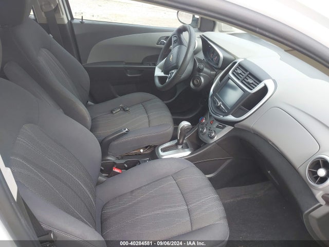 1G1JD5SG6H4160039 Chevrolet Sonic Lt Auto