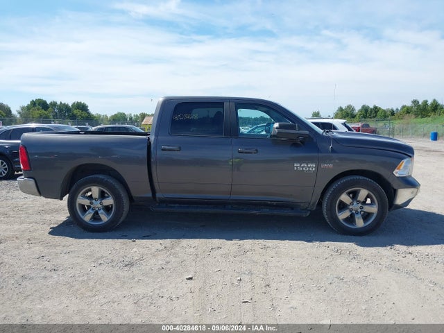 1C6RR7LT0KS557808 RAM 1500 Classic Big Horn  4x4 5'7 Box