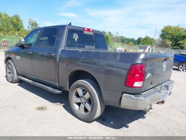 2019 RAM 1500 CLASSIC 1C6RR7LT0KS557808 Photo 2