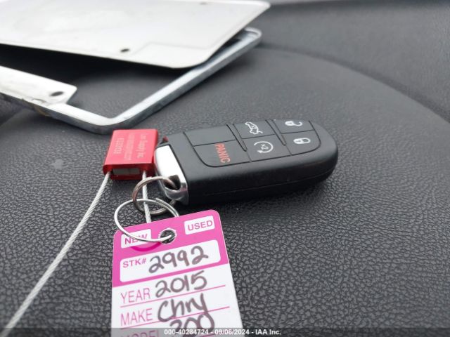 2C3CCAAG5FH781225 Chrysler 300 Limited