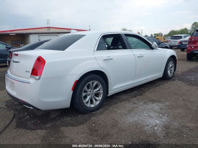2C3CCAAG5FH781225 Chrysler 300 Limited
