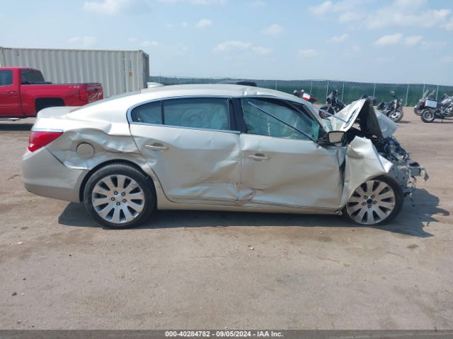 1G4GC5G36GF145582 Buick Lacrosse Leather
