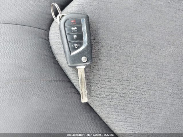 4T1B11HK6JU675651 Toyota CAMRY LE