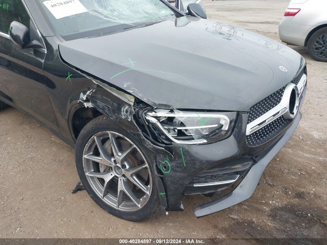 W1N0G8EB8NV400878 Mercedes-Benz Glc 300 4matic Suv