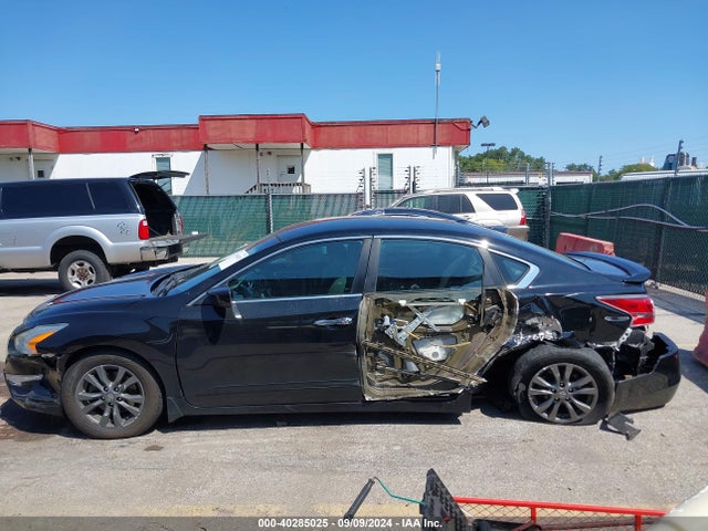 Nissan Altima 2.5 S 2015 1N4AL3APXFC567001 Image 14
