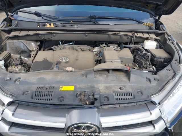 Toyota Highlander Xle 2019 5TDJZRFH0KS594553 Image 10