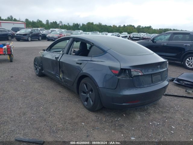 2022 TESLA MODEL 3 5YJ3E1EB7NF247510 Photo 2