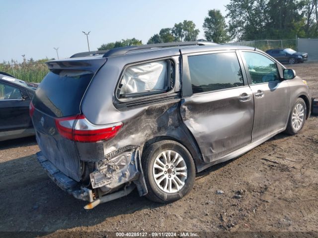 5TDYK3DC3FS621614 Toyota Sienna Xle Premium 8 Passenger