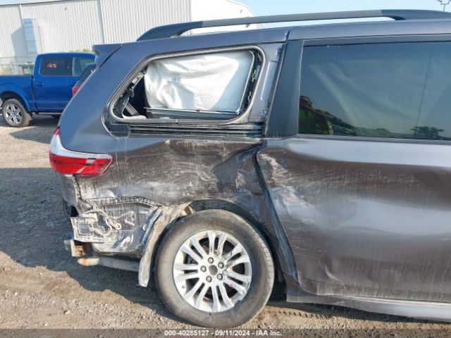 5TDYK3DC3FS621614 Toyota Sienna Xle Premium 8 Passenger