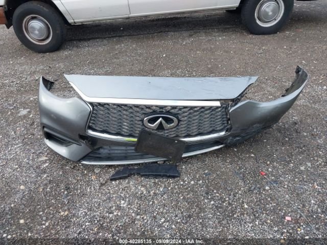 SJKCH5CP9JA052845 Infiniti Qx30 Luxury