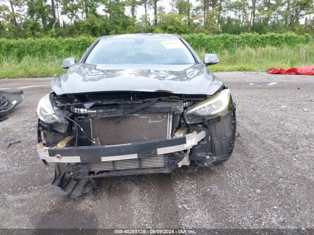 SJKCH5CP9JA052845 Infiniti Qx30 Luxury