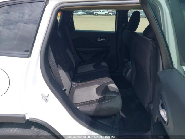 1C4PJLABXFW535971 Jeep Cherokee Sport
