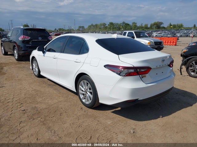 Toyota CAMRY LE 2022 4T1R11AK4NU690695 Image 3