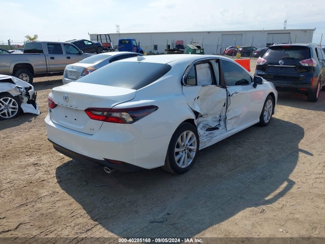 Toyota CAMRY LE 2022 4T1R11AK4NU690695 Image 4