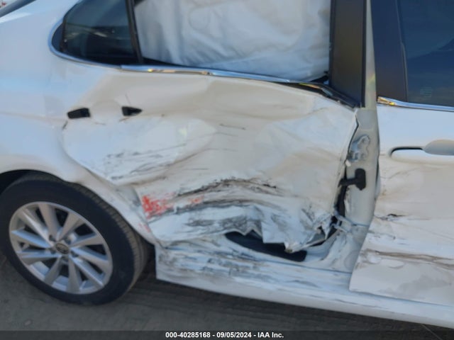 Toyota CAMRY LE 2022 4T1R11AK4NU690695 Image 6