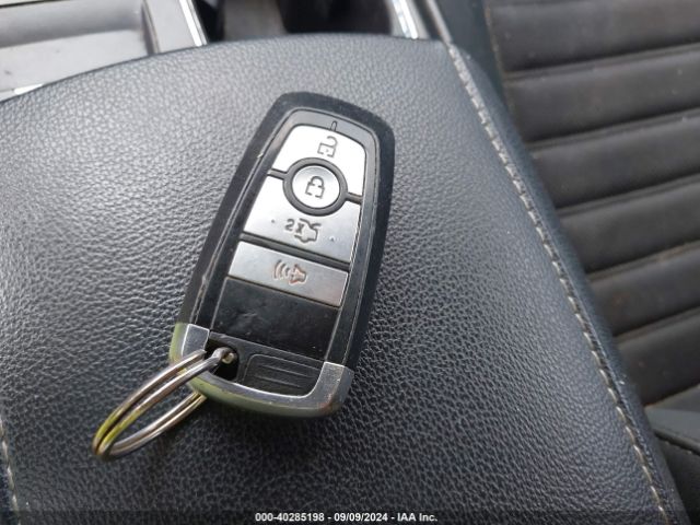 3FA6P0H70HR125637 Ford FUSION SE