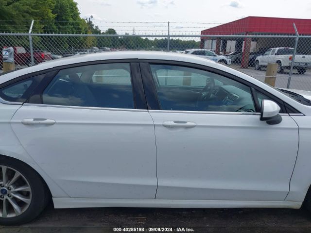 3FA6P0H70HR125637 Ford FUSION SE