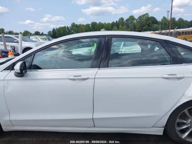 3FA6P0H70HR125637 Ford FUSION SE