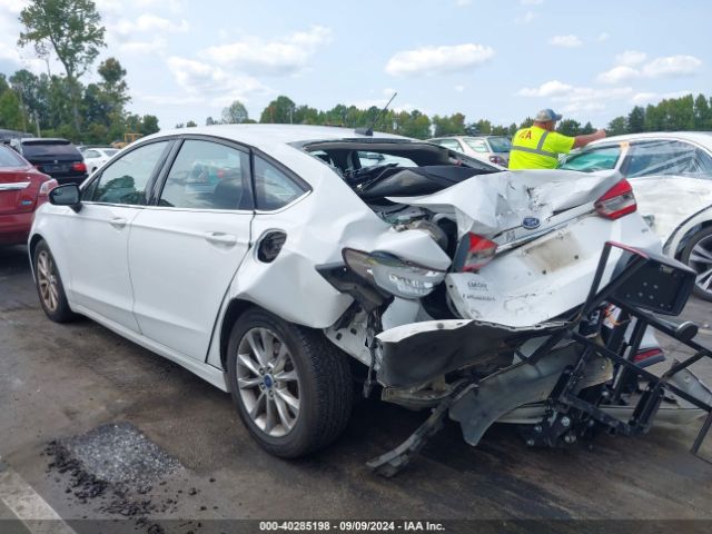 3FA6P0H70HR125637 Ford FUSION SE