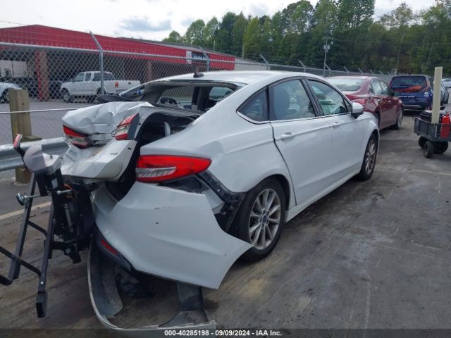 3FA6P0H70HR125637 Ford FUSION SE