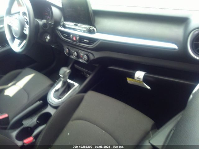 3KPF24AD9RE705588 KIA Forte Lxs