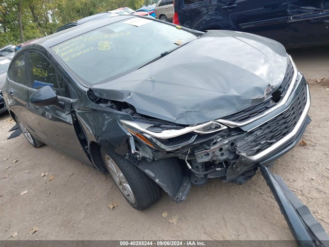 2018 1G1BE5SM9J7233402 main image
