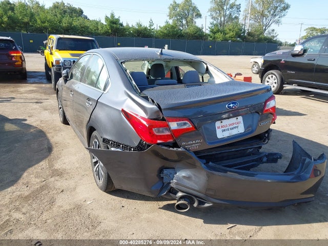 Subaru Legacy 2.5i Premium 2019 4S3BNAF60K3028345 Image 3