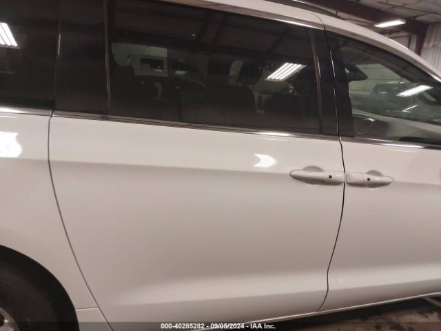 2C4RC1DG6LR192241 Chrysler Voyager Lxi