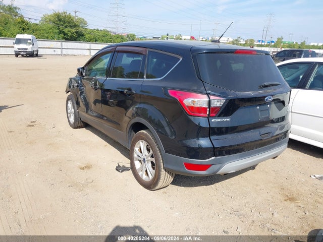 Ford ESCAPE SE 2017 1FMCU0GDXHUE69199 Image 3
