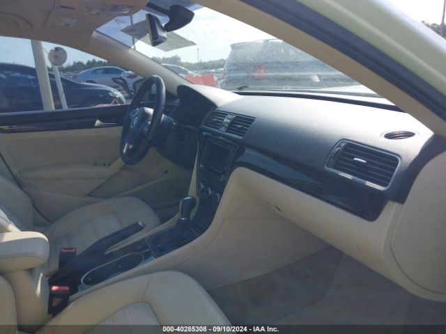 1VWCT7A35EC099732 Volkswagen Passat 1.8t Sel Premium