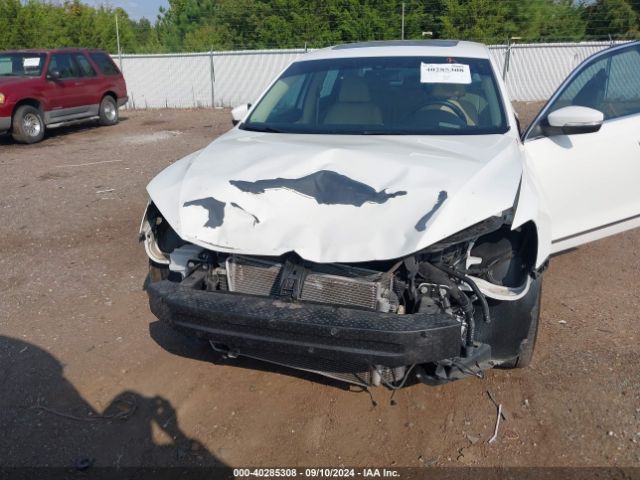 1VWCT7A35EC099732 Volkswagen Passat 1.8t Sel Premium