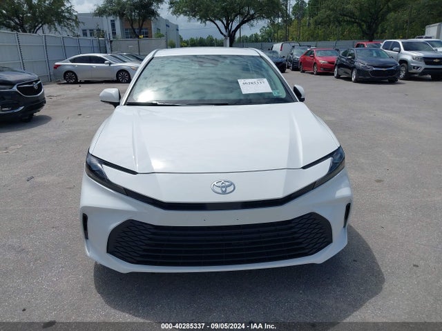 Toyota CAMRY LE 2025 4T1DAACK1SU024624 Image 12