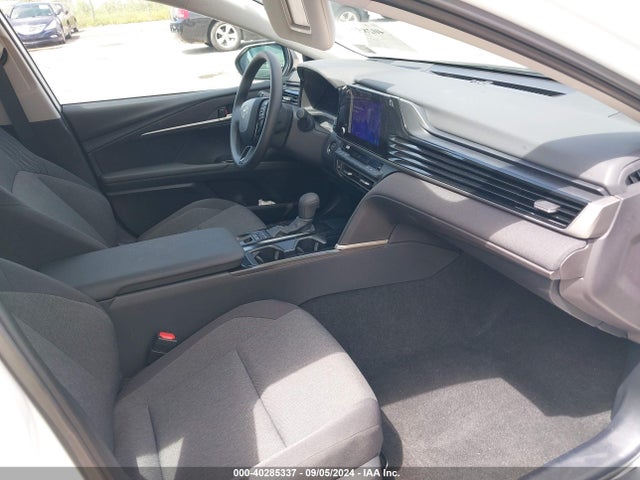 Toyota CAMRY LE 2025 4T1DAACK1SU024624 Image 5