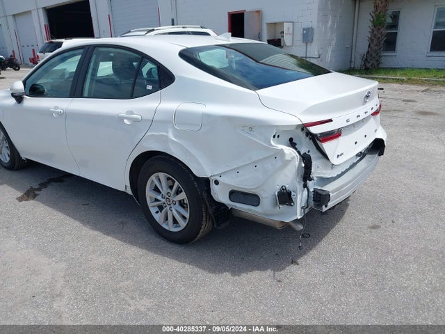Toyota CAMRY LE 2025 4T1DAACK1SU024624 Image 6