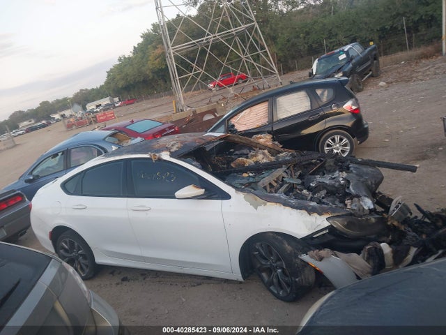 1C3CCCBG2GN118102 Chrysler 200 S