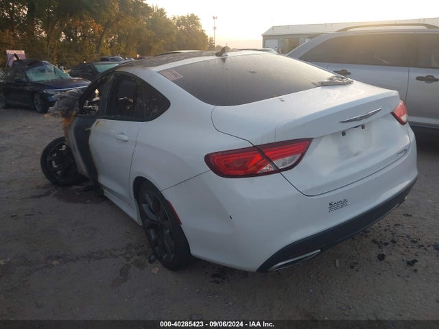 1C3CCCBG2GN118102 Chrysler 200 S