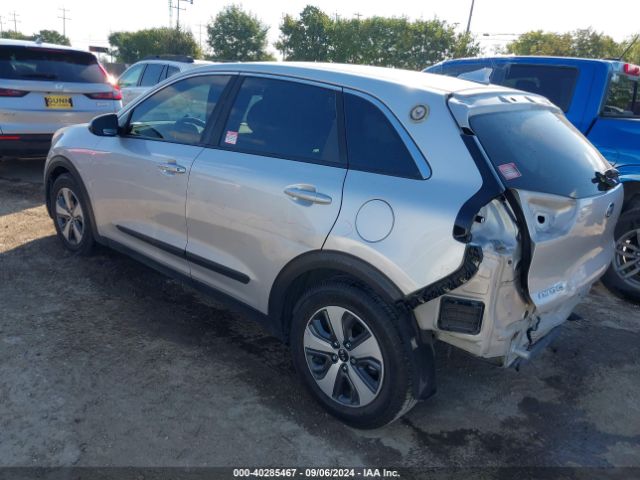 KNDCB3LCXH5052622 KIA NIRO FE