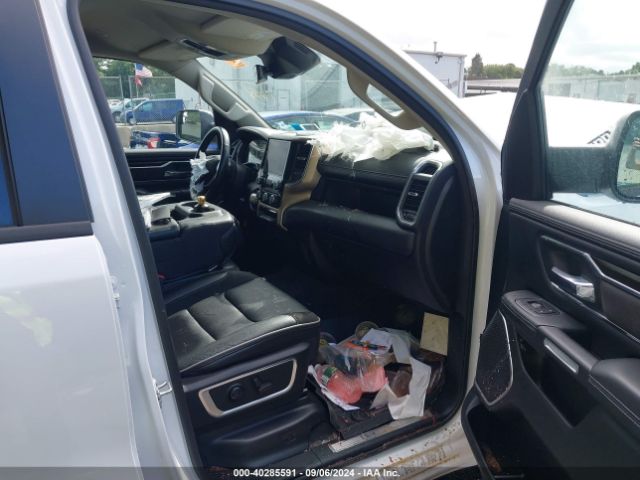 1C6SRFJT0NN363734 RAM 1500 Laramie  4x4 5'7 Box