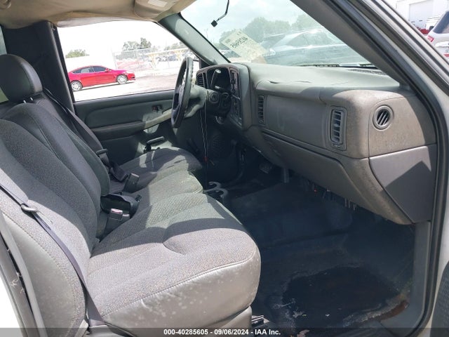 Продаж на аукціоні авто 2004 Chevrolet Silverado 1500 Work Truck, vin: 1GCEC14X84Z227447, номер лоту: 40285605