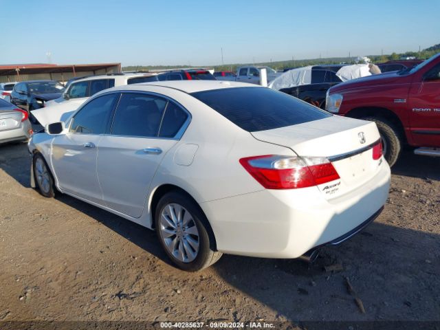 1HGCR3F91FA009854 Honda Accord Touring